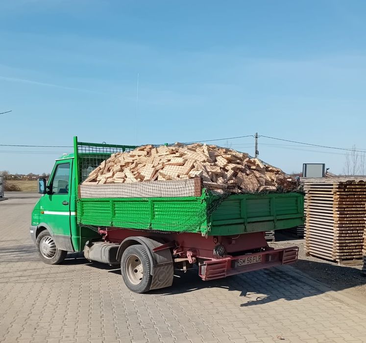 Lemne de foc deșeuri de fabrica esența fag și stejar!