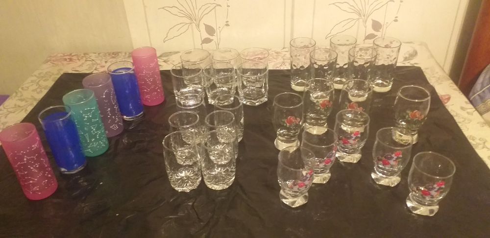 Стаканы разные мкр восток