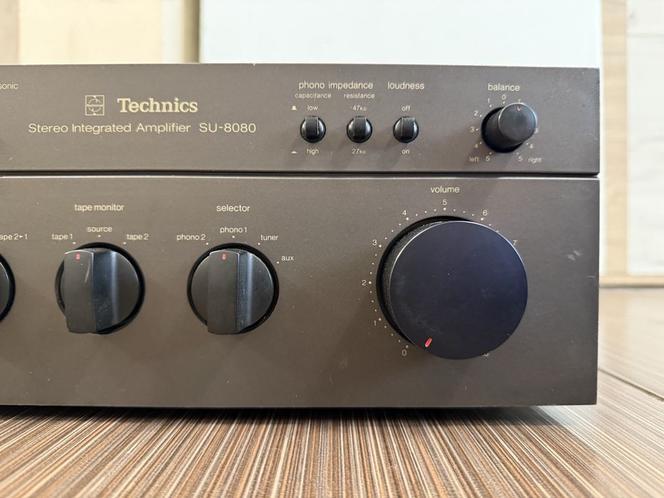 Technics SU-8080 Качествен стерео усилвател