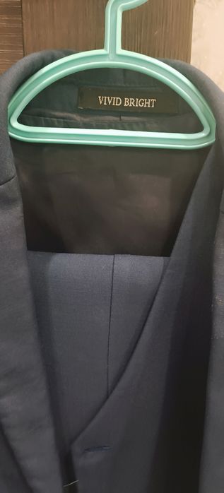 Продам школьный костюм