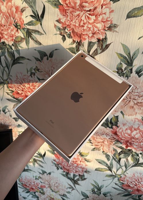 ipad 7 поколения 128ГБ+Cellular LTE/eSIM