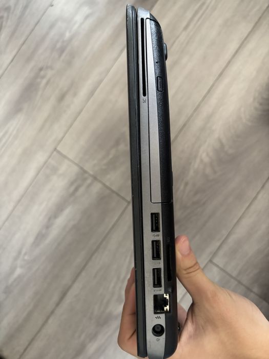 vand Laptop HP ProBook650 G1 12gb ram i5-4210M 2.60Ghz