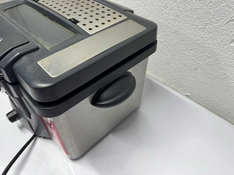 Фритюрник - Morphy Richards 2000W / 3L
