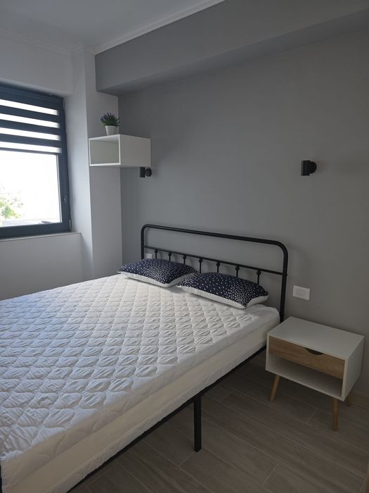 Apartament de închiriat