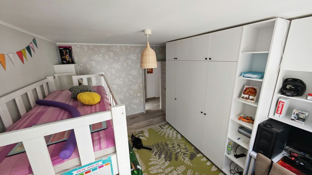 Inchiriez ap 3 camere Buna Ziua