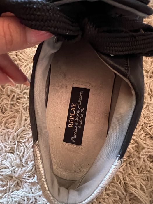 Спортно-елегантни обувки на Replay
