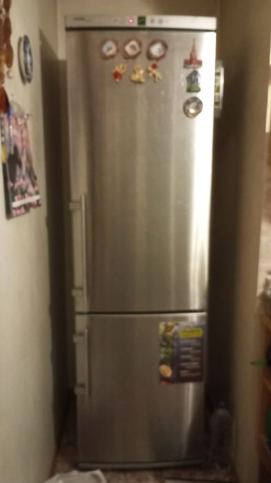 Холодильник  Либхер