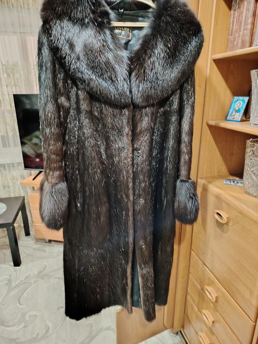 Продам шубу норковую