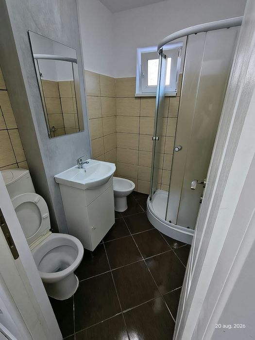 Inchiriez apartament 2 camere  centru