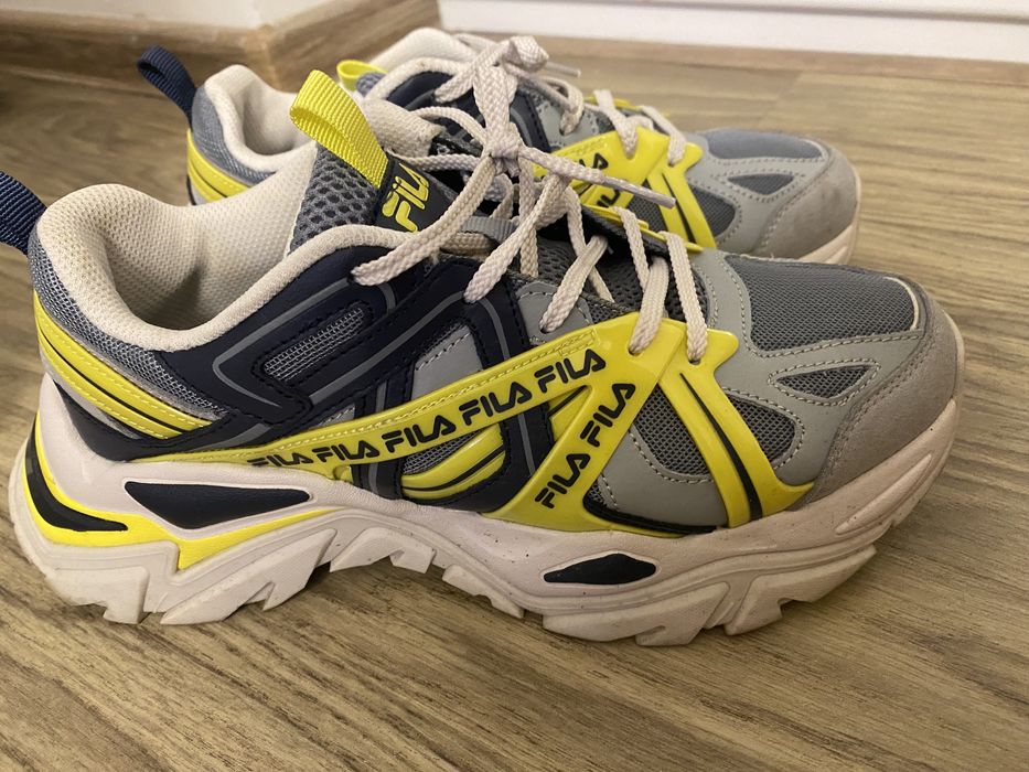 Adidasi Fila nr 38,5