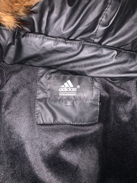 Продам куртку адидас