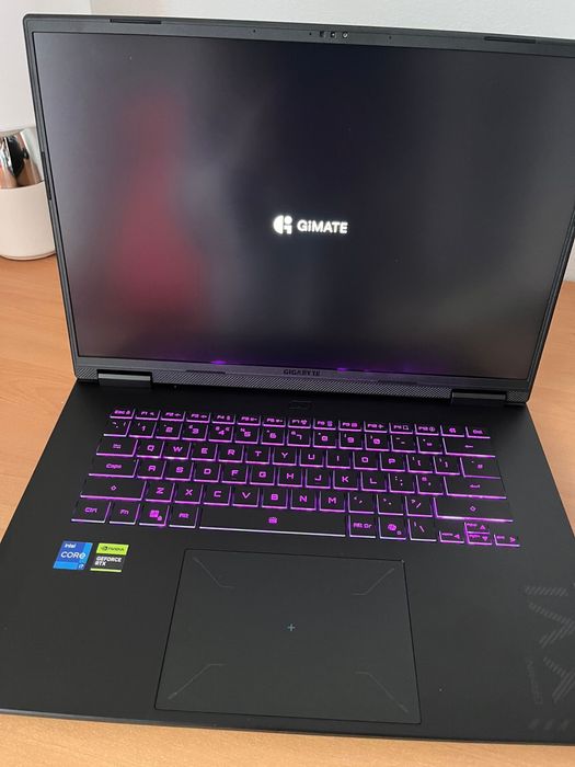 Laptop Gigabyte Ga6H