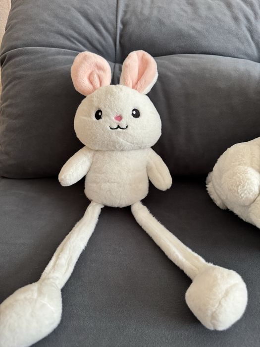 игрушки мягкие .