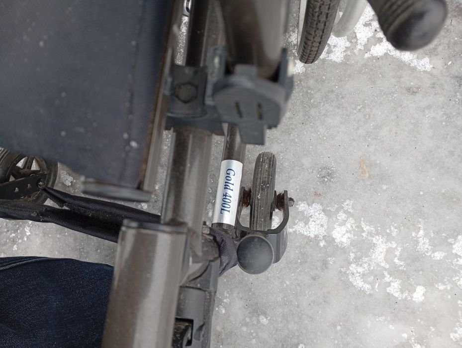 Инвалидное кресло