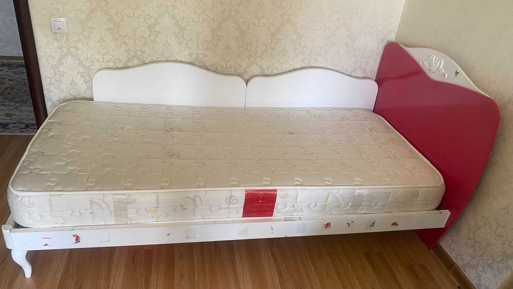 Срочно продам кровать