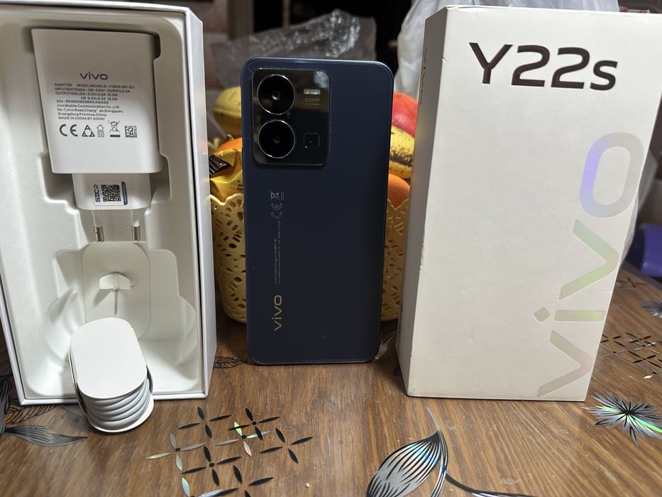 Vivo Y22S nou, garantie, plus card microSD de 1 TB cadou!