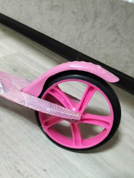 Самокат 2х колесный для девочки