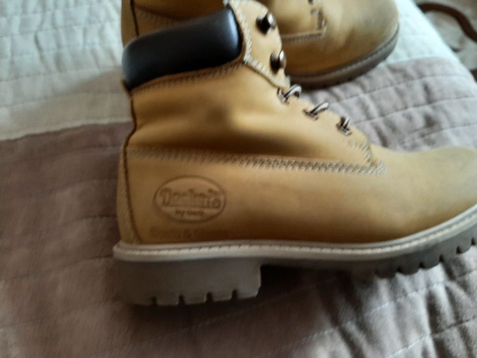 Vand ghete pentru copii Dockers