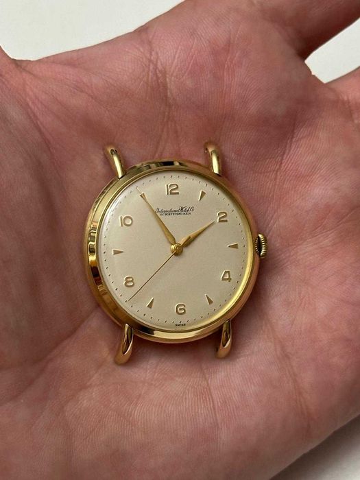 CEAS AUR 18K IWC SCHAFFHAUSEN - Cal 89 - 37mm - Fancy Lugs - 1953 -NOS