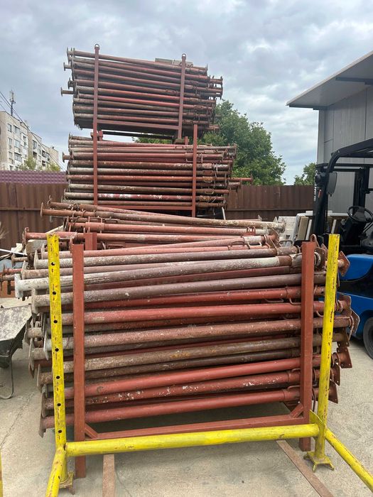 Метални подпори под наем хюнебек