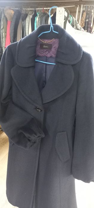 3000 Пальто женское продаётся
