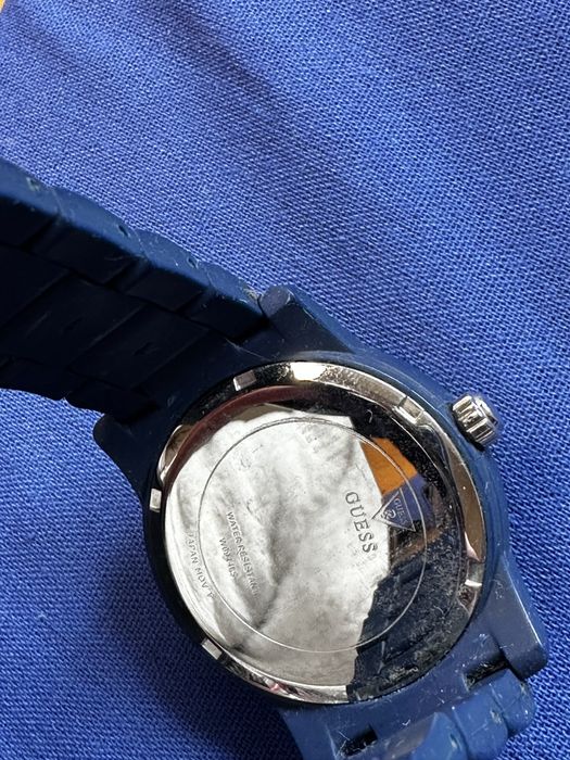 Часовник дамски Guess