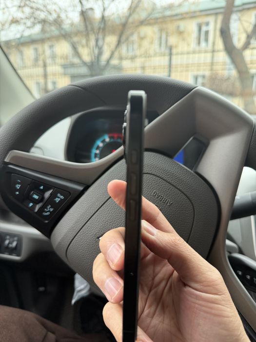 iphone 16 pro в идеаааальном состояние