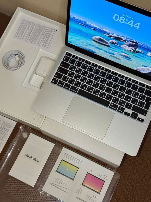 Apple Macbook air m1