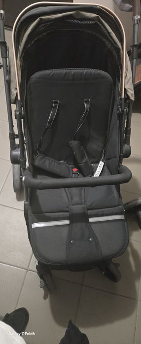 Коляски продам цена договоримся