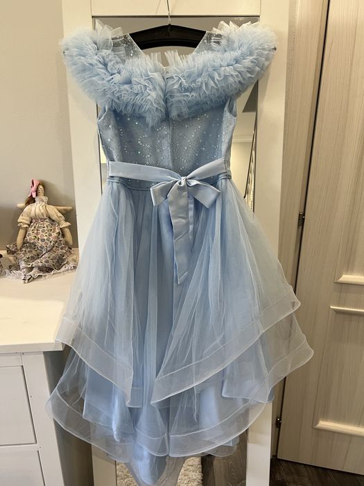 Платье нарядное детское (рост 130)