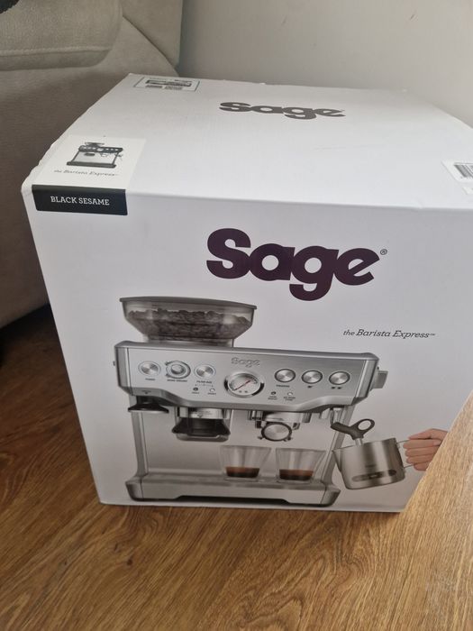 De vinzare aparat cafea nou sigilat