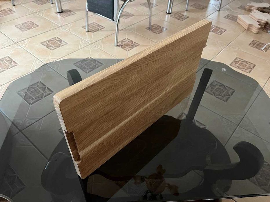 Tocător din stejar masiv 50x28x2,5 cm cu canal pentru suc