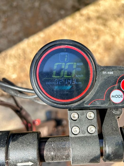 Електрическа тротинетка Hitway