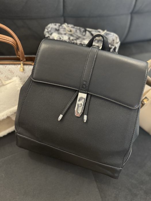 Дамски чанти на симвоилични цени