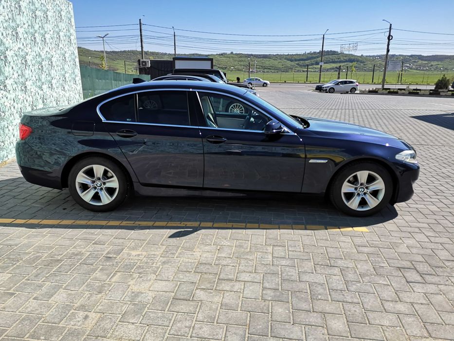BMW Seria 5 F10 520d, 2012, stare foarte bună