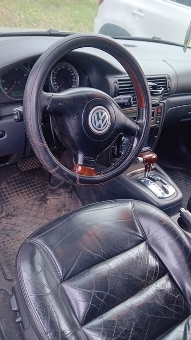 Vindem vw pasat b5.5  automat