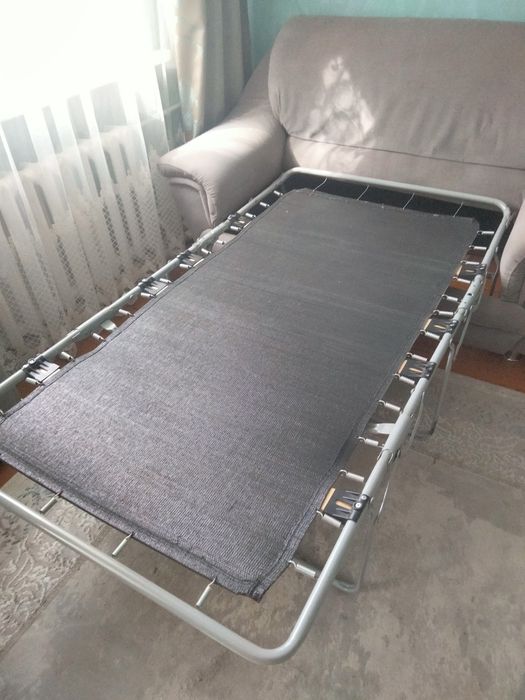 Продам диван кровать в хорошем состоянии