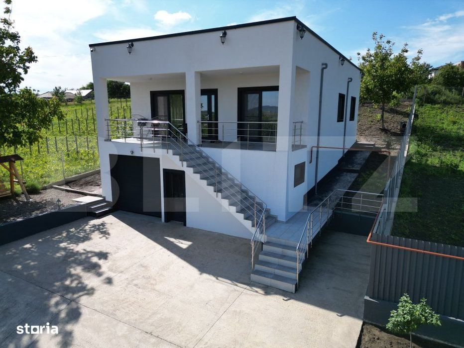 Casa 4 camere, 200 mp, 1050 mp teren, zona Ciurbesti
