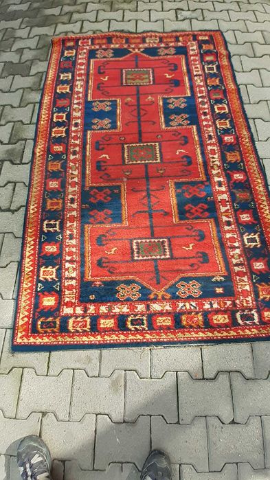 covor vechi din lână, tesut manual