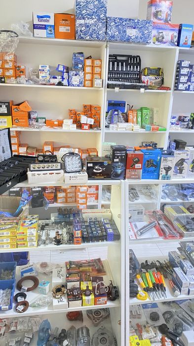 Продам автозапчасить магазин