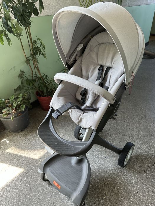 STOKKE XPLORY със всички кошове и чанта плюс поставка за чаша или шише