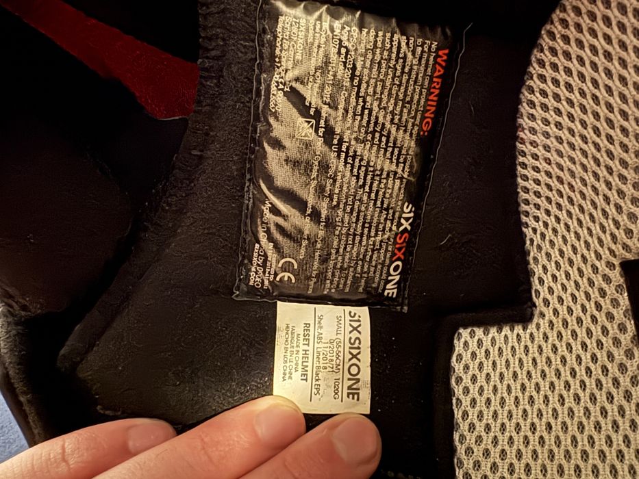 661 каска Reset Matador Red