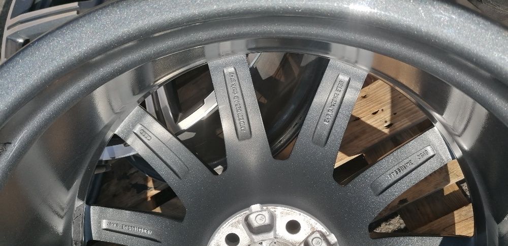 20 цола 5 х 112 мм АУДИ Кю7 / Ес Кю7 и други - 9 инча / ЕТ 33