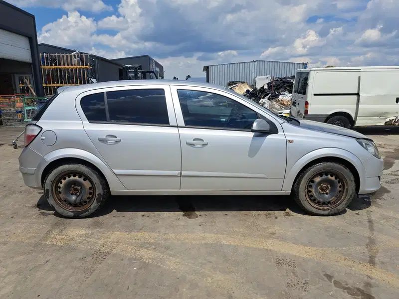 Dezmembrez Opel Astra H [Fabr 2004-2009]