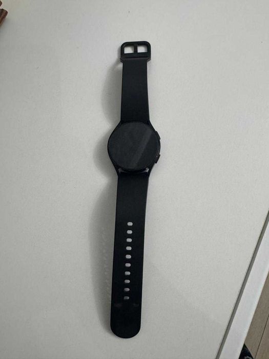 Смарт часы Samsung Galaxy Watch 4.   20 mm