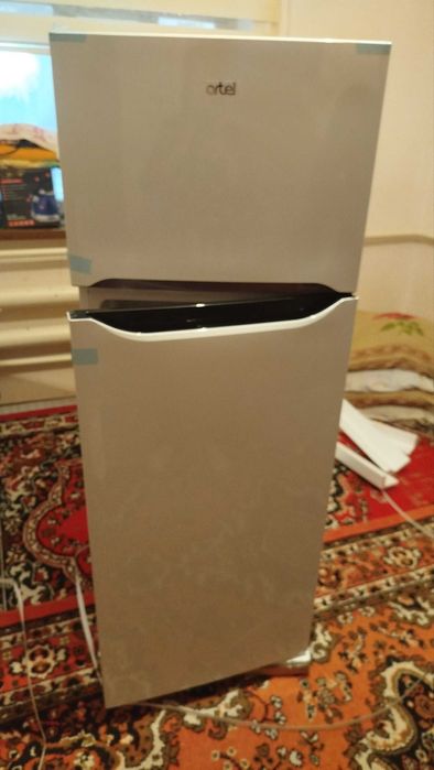 Холоделник Артел