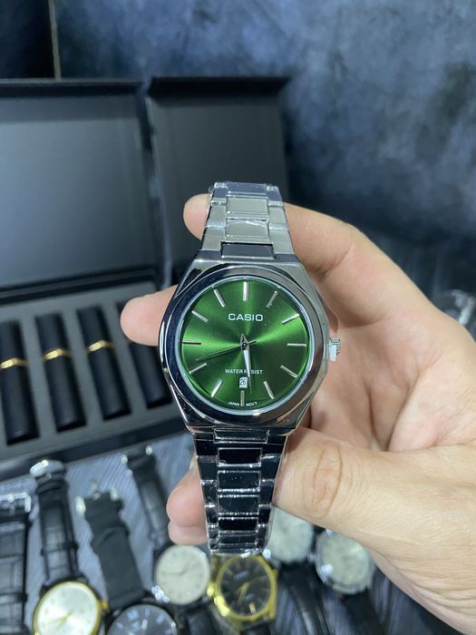 Продам Мужские часы