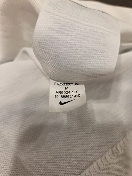 Тениска на Nike. ОРИГИНАЛНА!!!