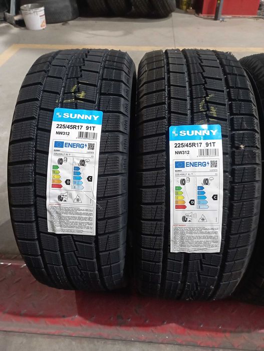 Anvelope Sunny 225/45/17 Noi De Iarna