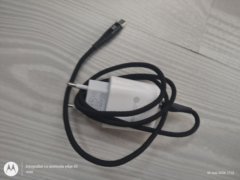 Încărcător Fast Charge 25W Dual Port cu cablu usbA inclus (USB + Type-C) – Impecabil cu cablu inclus